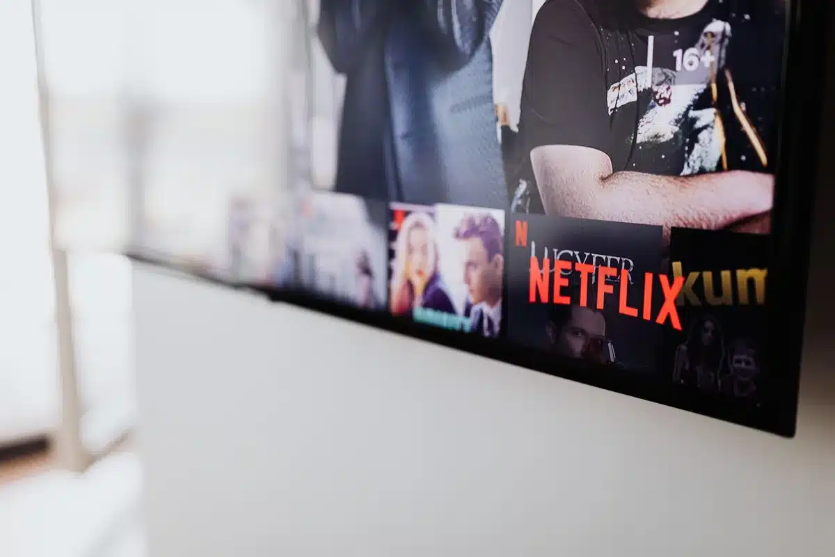 Interfaz de plataforma de streaming mostrando catálogo variado de películas
